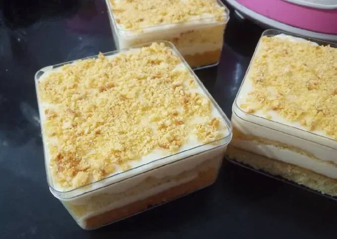 Beyond Cheesecake: What Else Fits in Your Dessert Box?