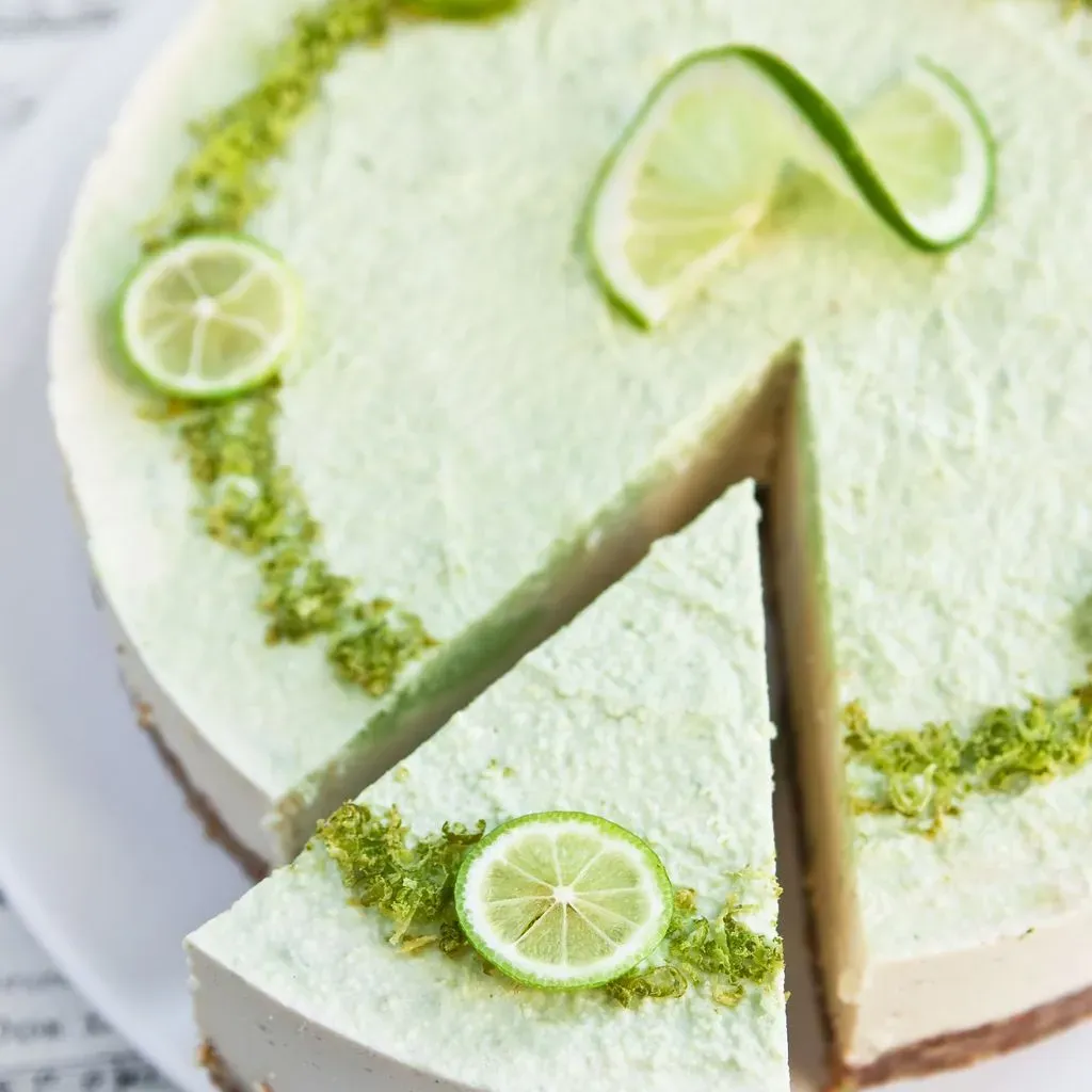 Building the Base: Crust for Your Cheese Cake Citron Vert