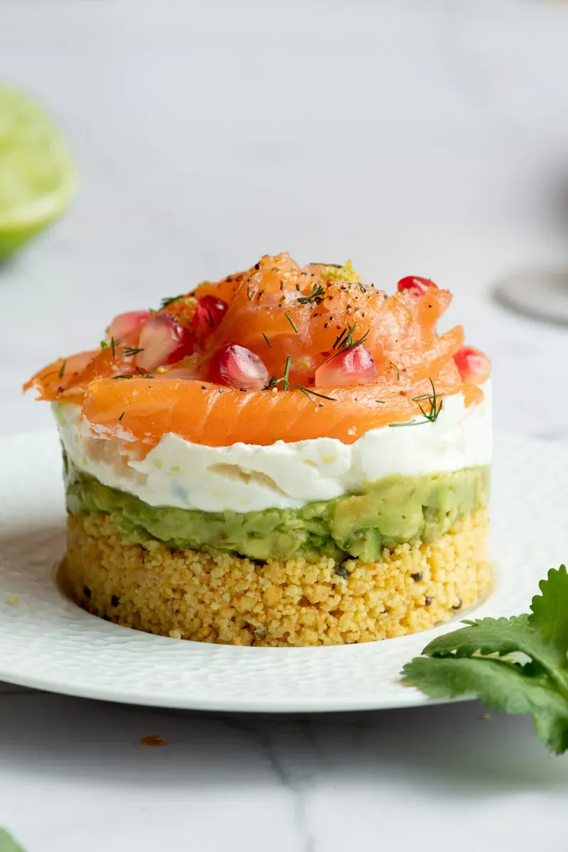 Building the Layers: From Cracker Base to Creamy Center