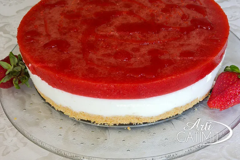 Building the Perfect Cheesecake Me Dredhza: Crust, Filling, and Topping