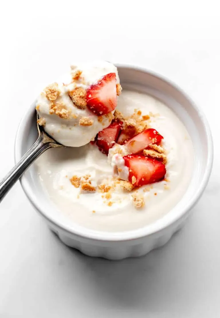 Healthy whipped cottage cheese dessert: amazing treat