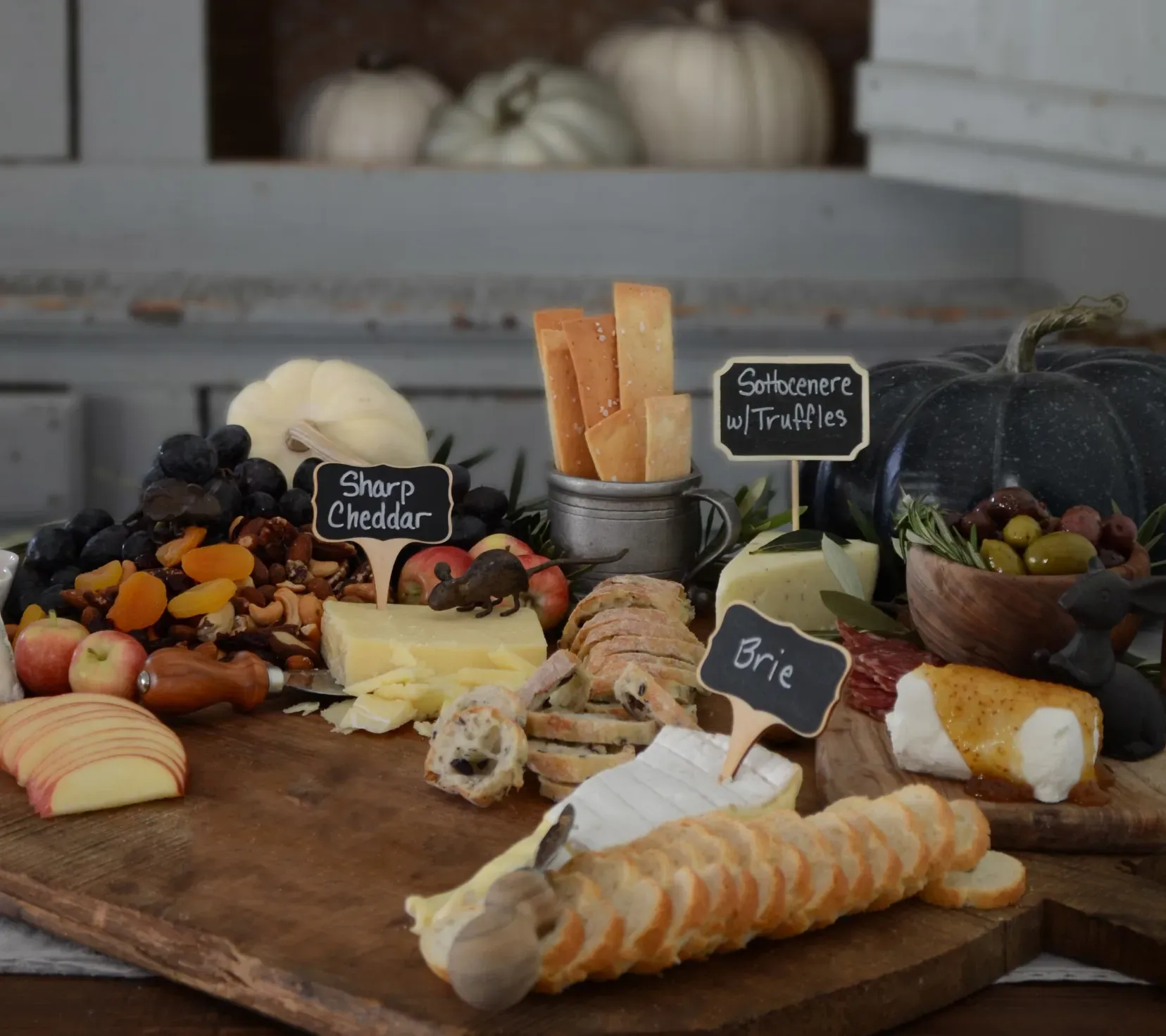 Keeping Your Decoration Cheese Looking Its Best