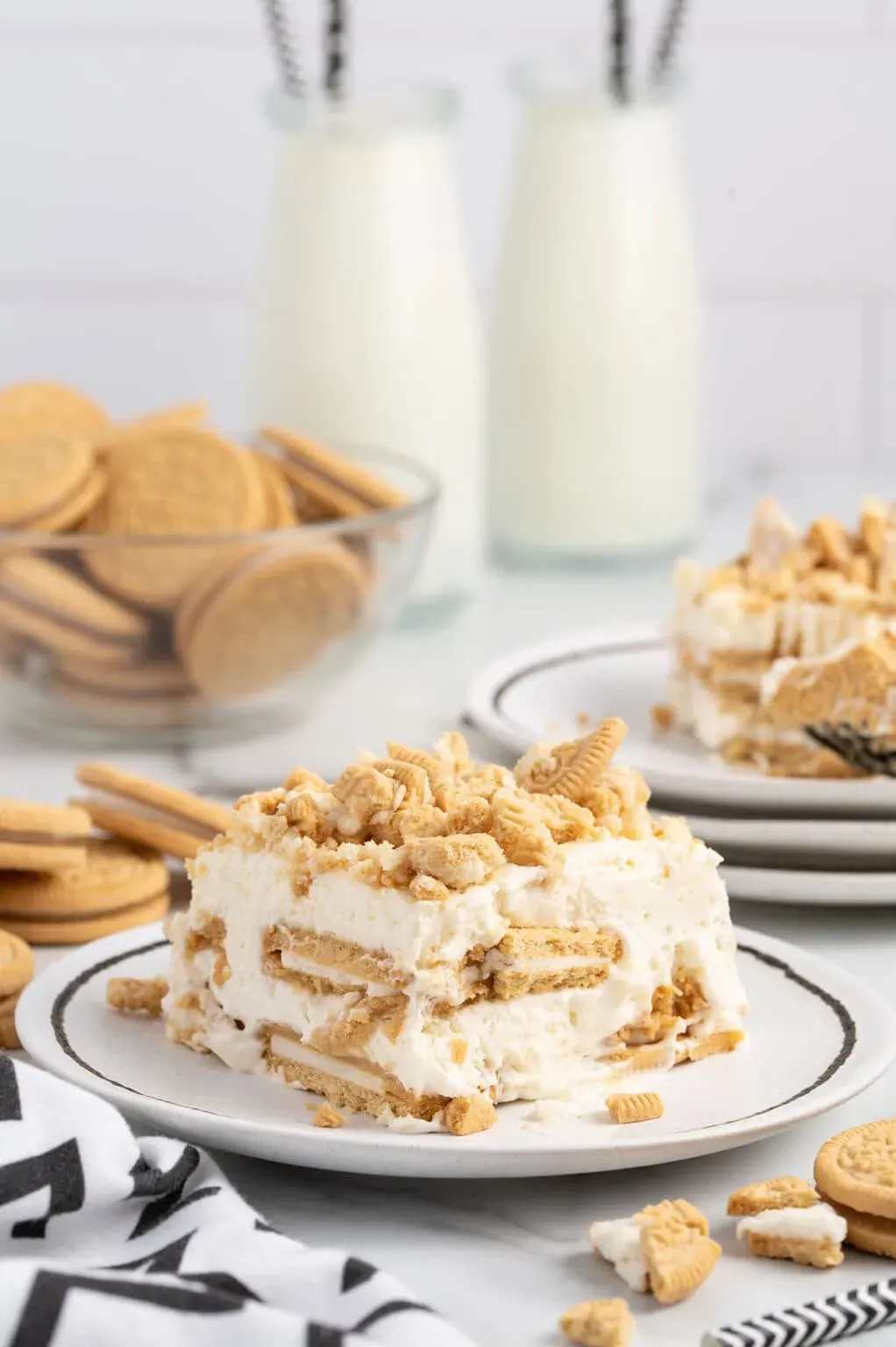 Making Your Golden Oreo Cream Cheese Dessert Shine: Tips & Variations