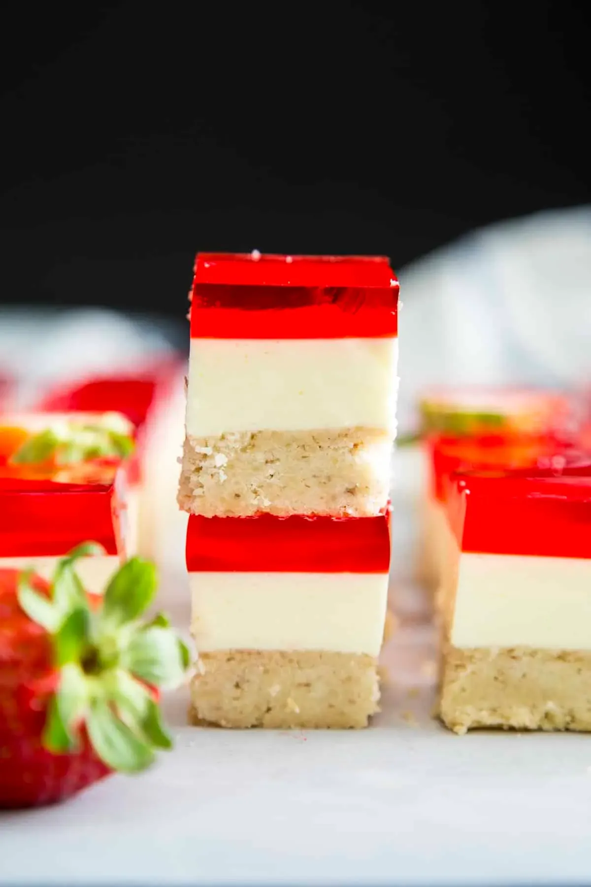 Tips for Setting, Cutting, and Enjoying Your Jello Cream Cheese Dessert