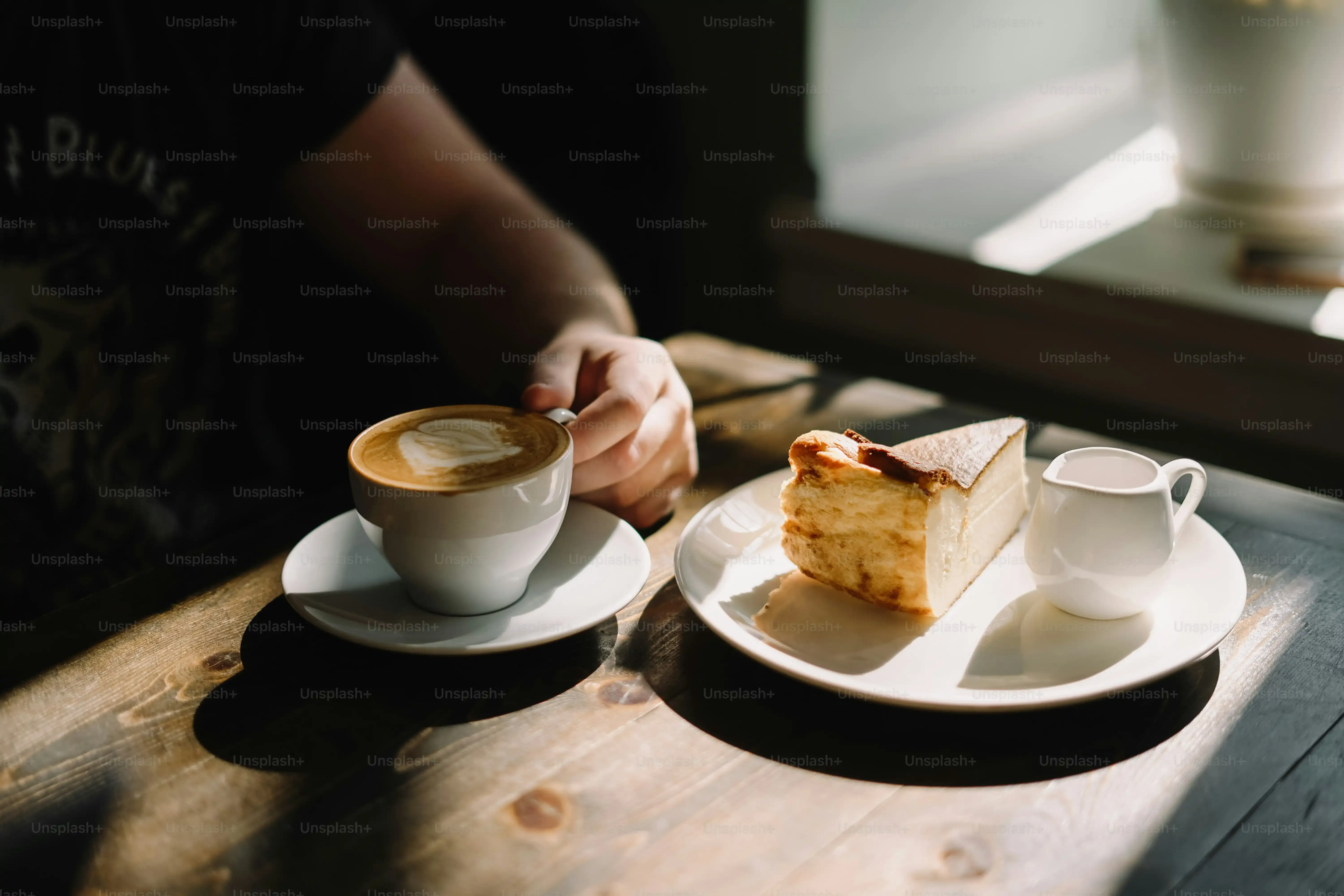 Troubleshooting & Tasty Twists for Your Cheesecake Light